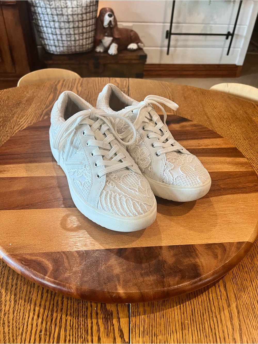 Women's Casual Lace-Overlay Sneakers - White